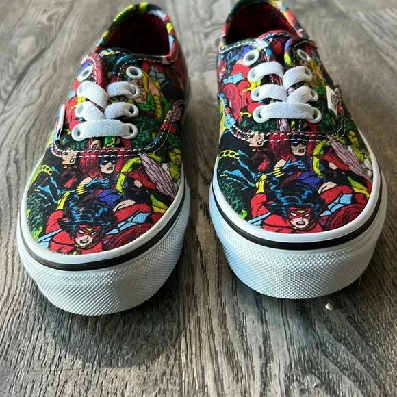 Vans Shoes Authentic Red Marvel Avengers Kids Sneakers Size 13 Brand New - Picture 8 of 11
